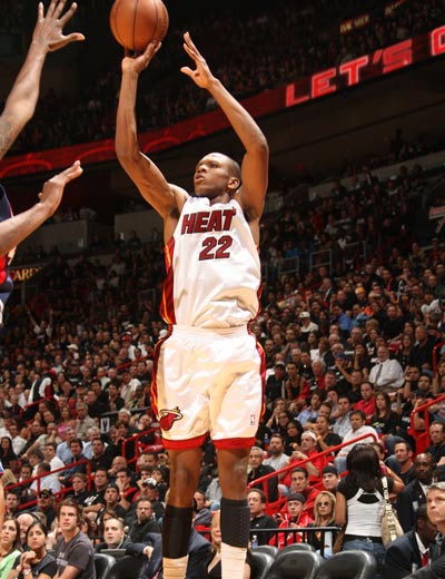 与严密的防 与严密的防