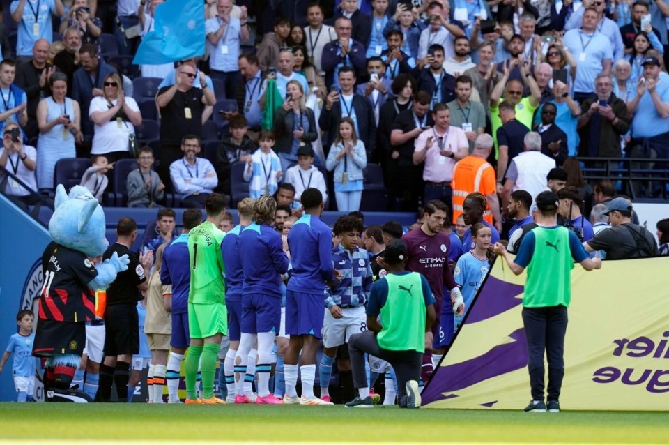 如今他已 如今他已